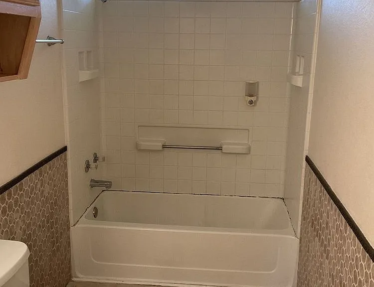 1701 Tanglewood Dr — Photo 25