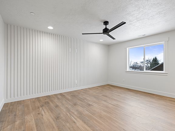 Family Room 2_10162025