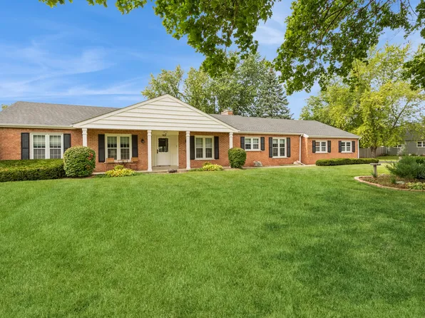 1505 Palamino Dr, McHenry, IL 60051