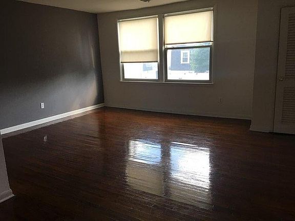 4th image of 1208 Pine St APT 3R