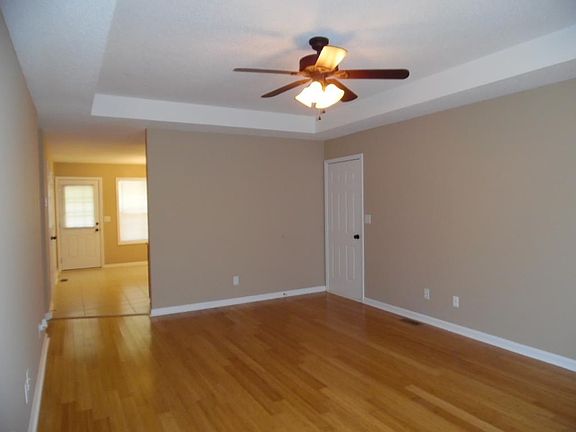 3rd image of 3241 N Senseney Cir