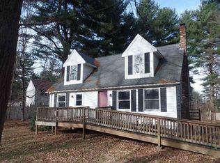 24 SE Main St, Douglas, MA 01516