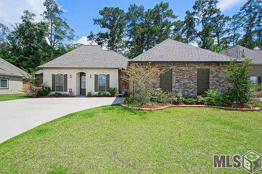 1st image of 13316 Williamsburg Dr