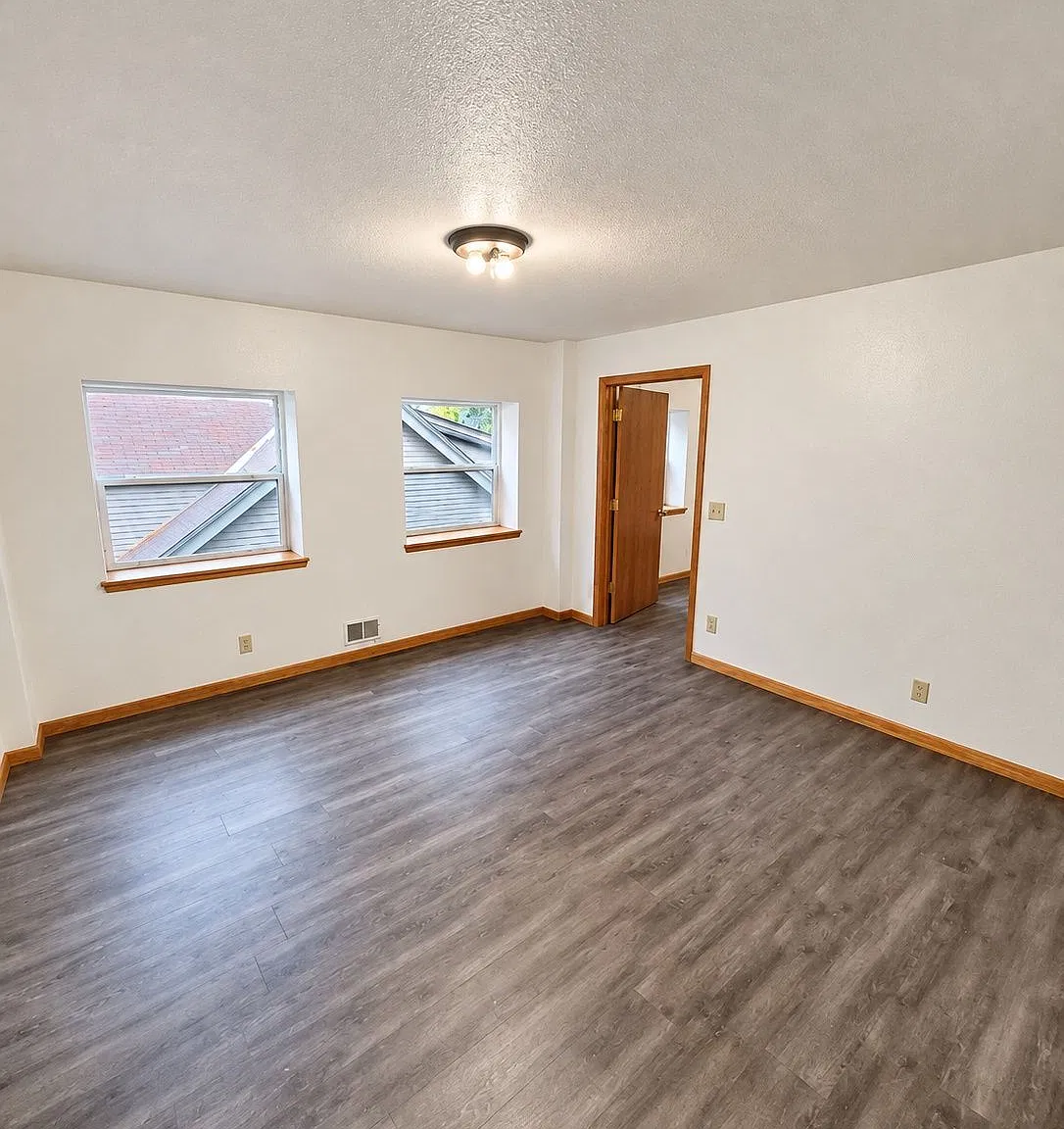Studio, 1.0 bath, 600 sqft, $845 — Photo 4