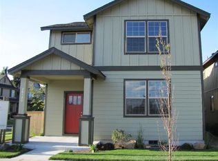 20520 Gloucester Ln, Bend, OR 97701