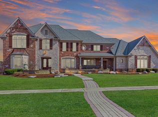 39W694 Switchgrass Ln, St Charles, IL 60175