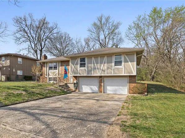 116 E 98th St, Kansas City, MO 64114