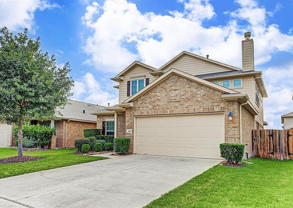1st image of 6119 Carver Pines Dr