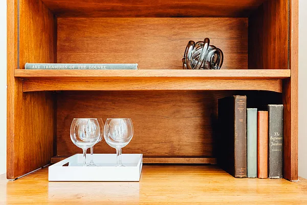 Rented by Nooklyn NYC LLC | media 43