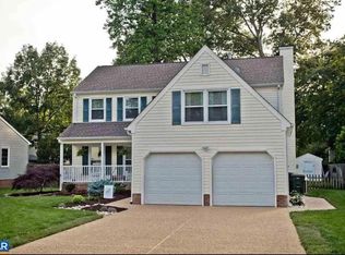 118 Gardenville Dr, Yorktown, VA 23693