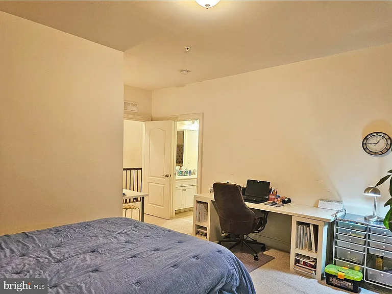 3332 Burton Dr — Photo 76