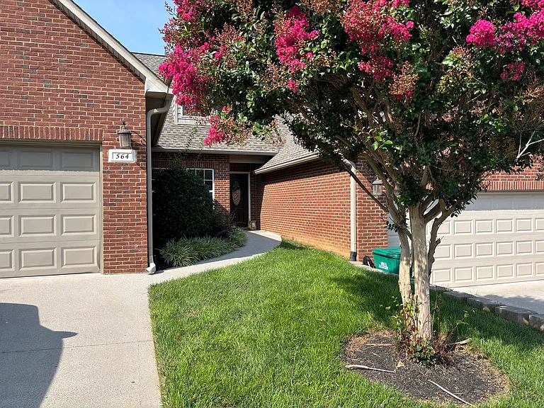 564 Meadow Walk Ln — Photo 1