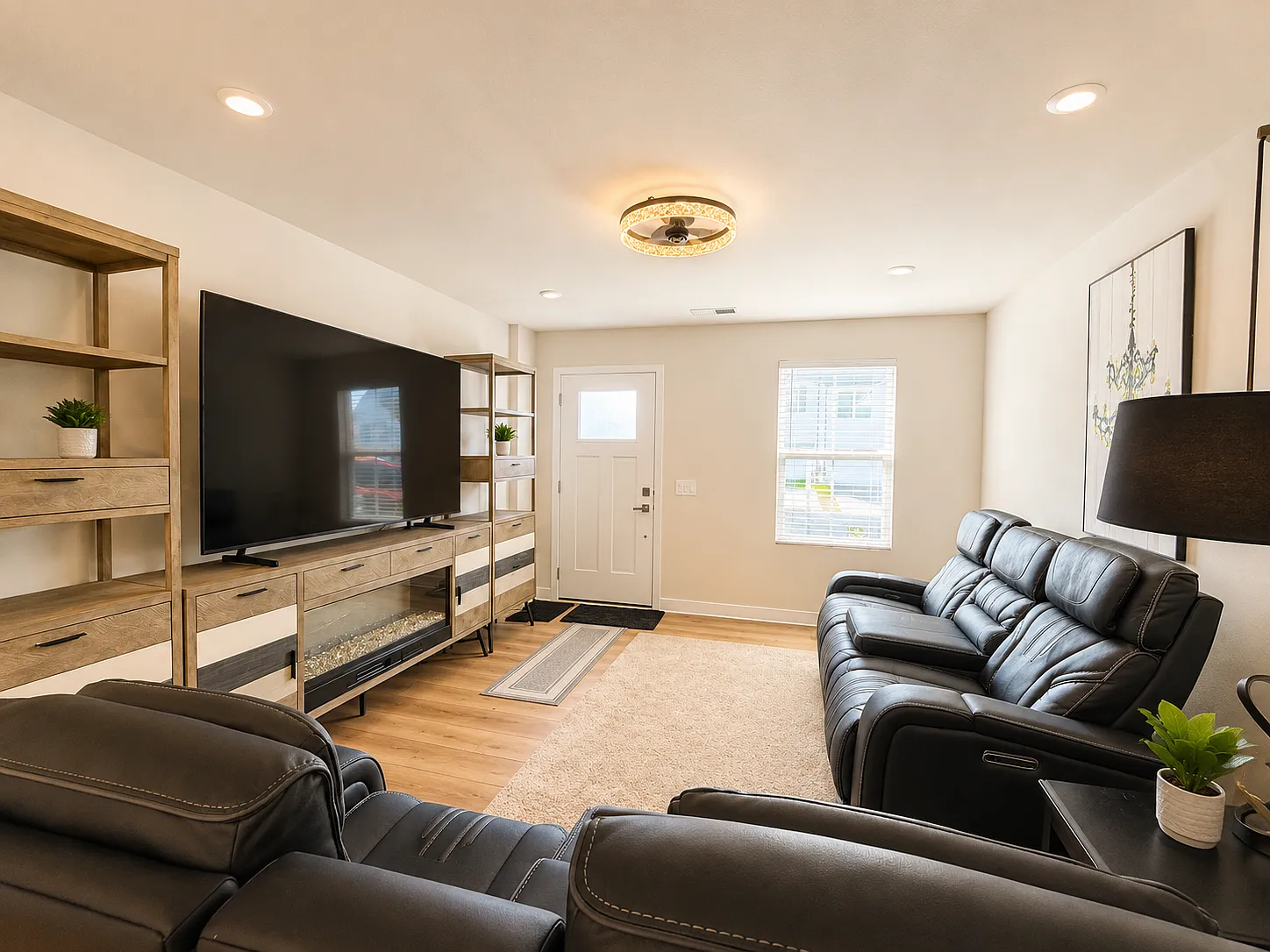 3 bed, 1674 sqft, $1,975 — Photo 4