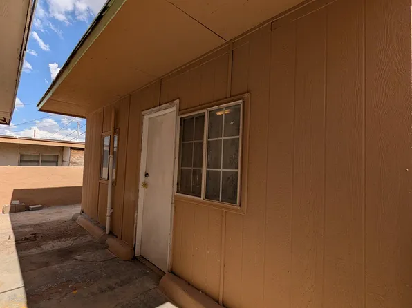 325 1st St Unit C, Sunland Park, NM 88063