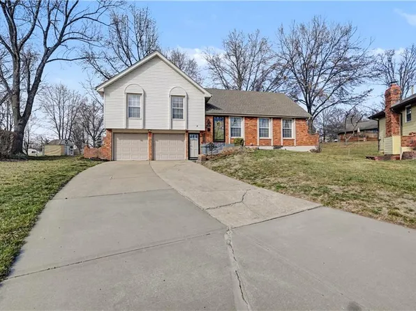 2704 NE 67th Pl, Kansas City, MO 64119