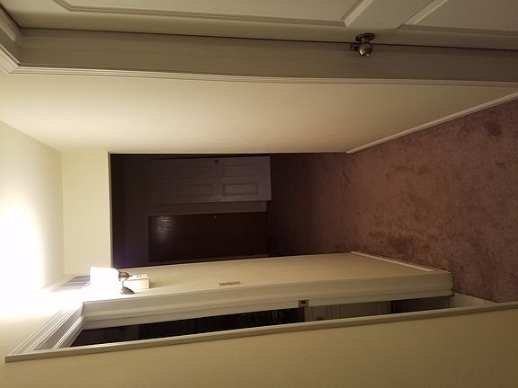 5th image of 7519 Country Ln APT 1E