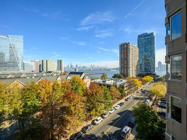 1 2nd St APT 806, Jersey City, NJ 07302