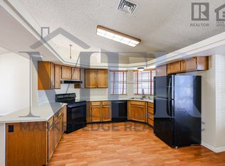 5727 W Villa Maria Dr, Glendale, AZ 85308