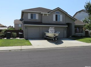 718 Wynyard Cir, Manteca, CA