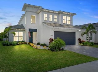 9256 Cayman Dr, Naples, FL 34114