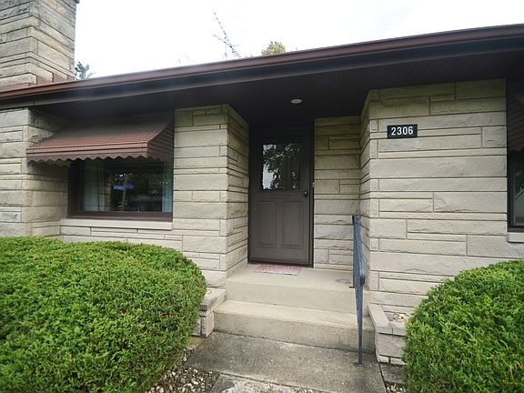 2nd image of 2306 Green St
