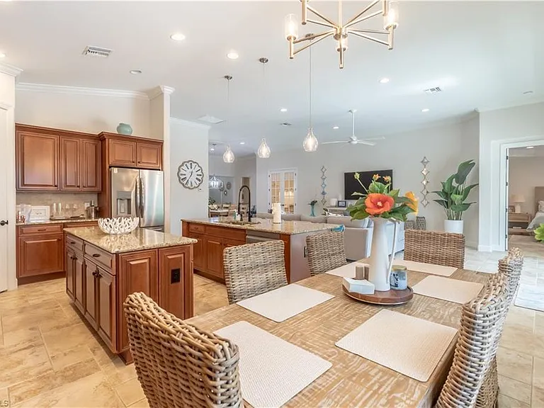 9332 Fieldstone Ln — Photo 16