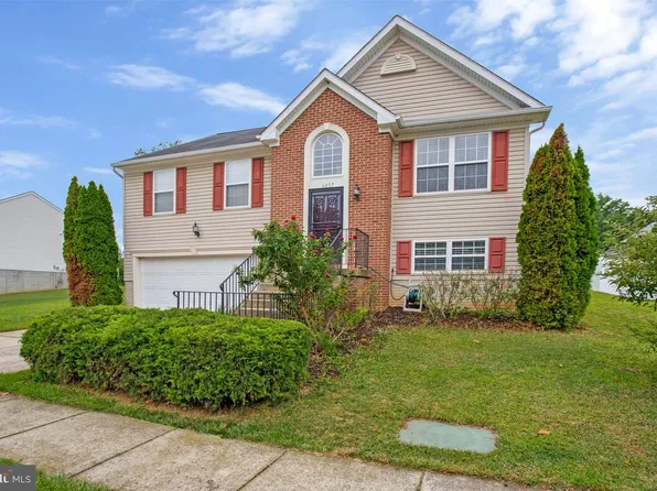 6417 Rosalie Ln, Riverdale, MD 20737