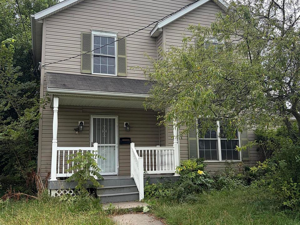 1st image of 1445 Macomber St