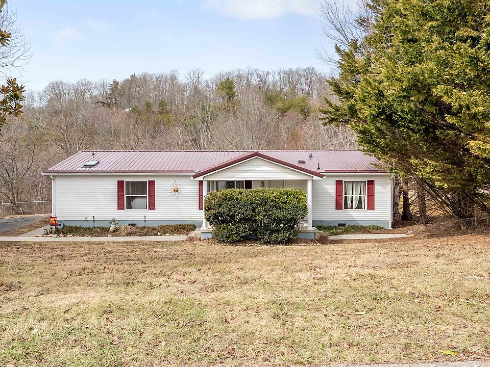 1st image of 1395 Lakewood Dr