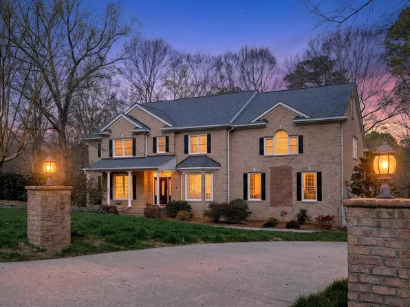 3405 Sparrowwood Dr, Wake Forest, NC 27587