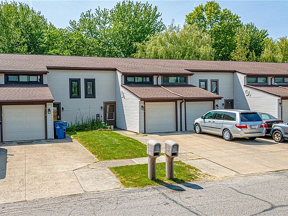 2nd image of 6374 Forest Park Dr