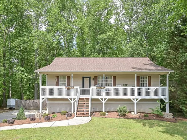 92 Confidence Ct, Temple, GA 30179