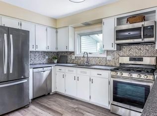 1 Colonial Ave, Granite Falls, NC 28630