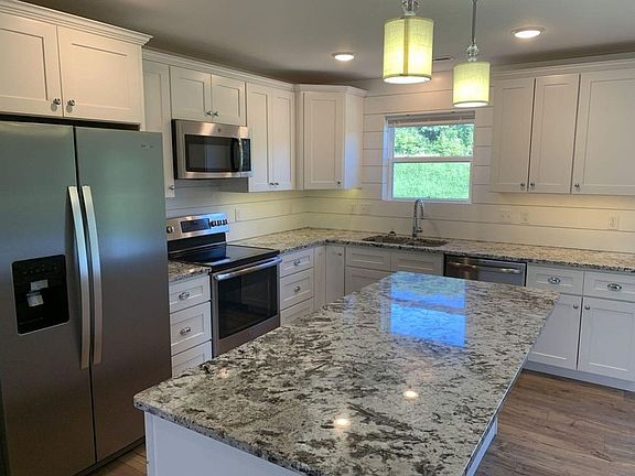 2nd image of 3501 Barcus Ct