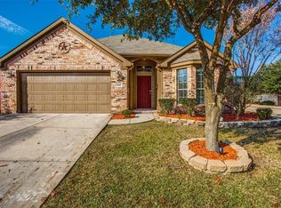 413 Hickory Ln, Fate, TX 75087