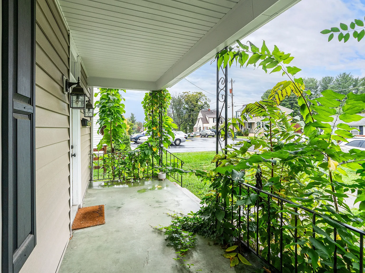 2 bed, 1020 sqft, $1,225 — Photo 3