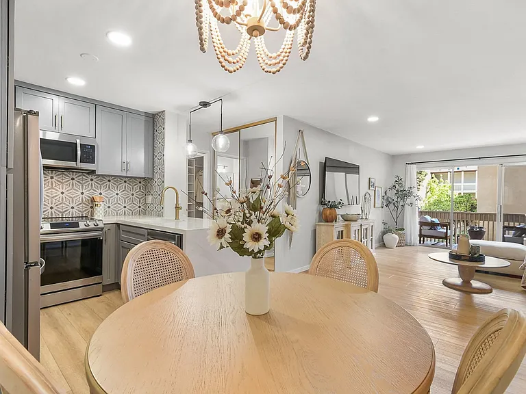 1855 Diamond St #5-218 — Photo 8