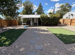 203 N Warren Ave, Glendo, WY 82213