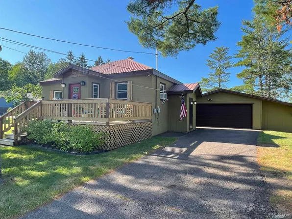 E4746 Sunnyside Ave, Ironwood, MI 49938