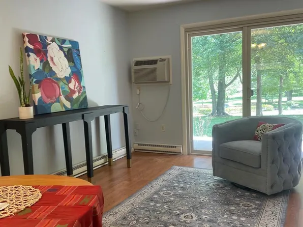 3322 Chiswick Ct #61-1F, Silver Spring, MD 20906