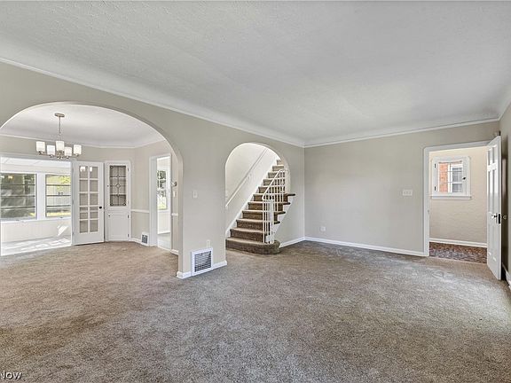 3rd image of 1031 Pennfield Rd