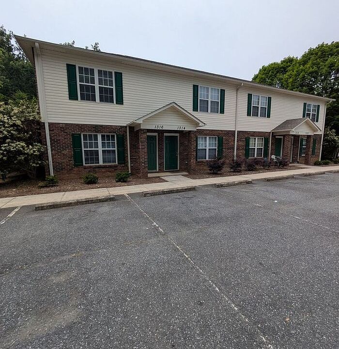 1st image of 1316 14th Street Dr NE