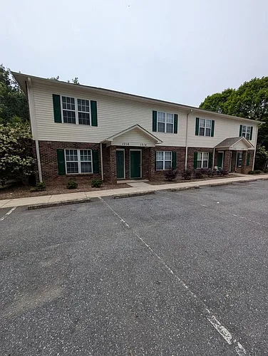 1316 14th Street Dr NE Photo 1