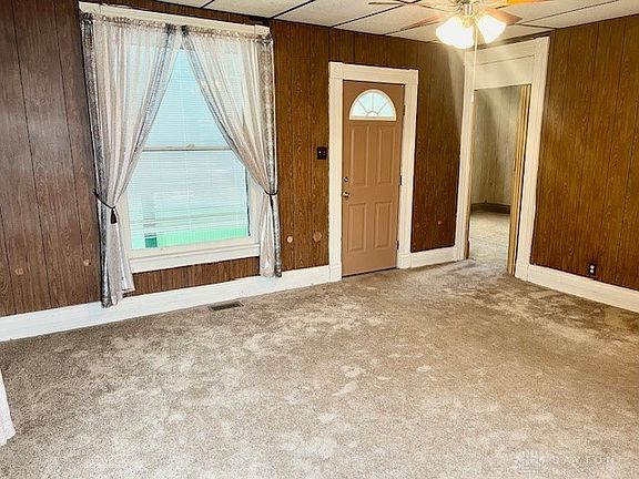 2nd image of 407 Linden Ave