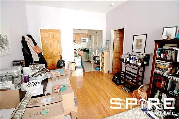 Rented by Spire Group | media 10