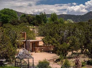 51B Media Luna, Santa Fe, NM 87508
