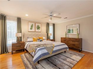 1806 Bobolink Ln, Charlotte, NC 28226
