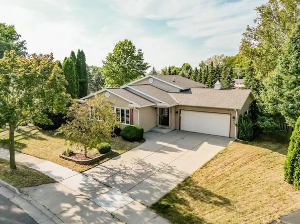 1708 Erin LANE, Waukesha, WI 53188