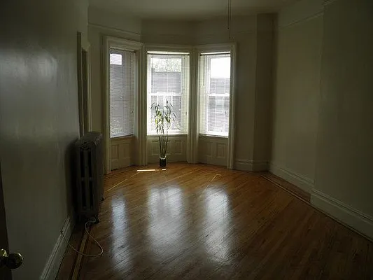 Rented by Winzone Realty Inc | media 11