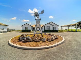 13750 SE 54th St, Morriston, FL 32668